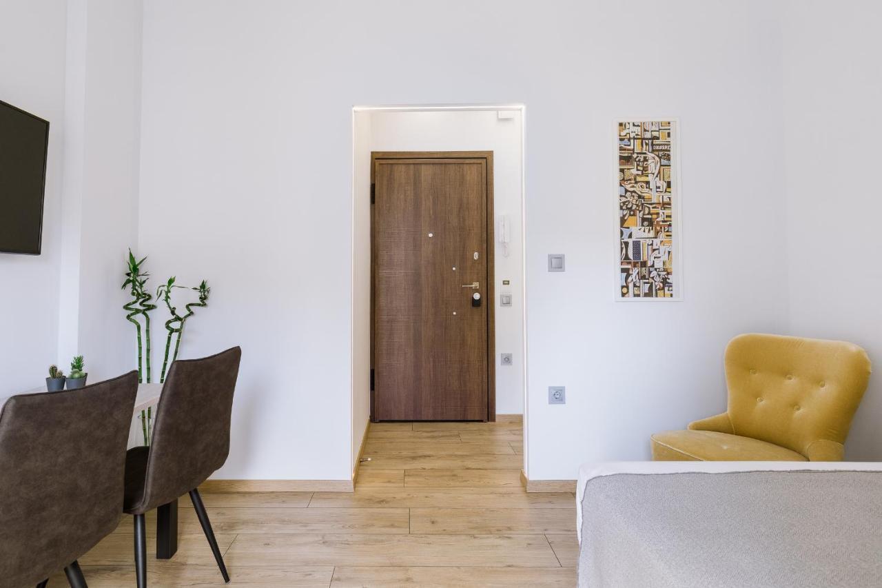 Minimal Apartment On The Shadow Of The Acropolis Athene Buitenkant foto